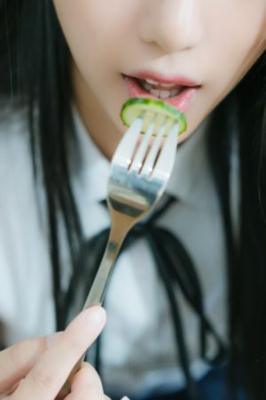 年轻夫妇交换_超清手机在线看